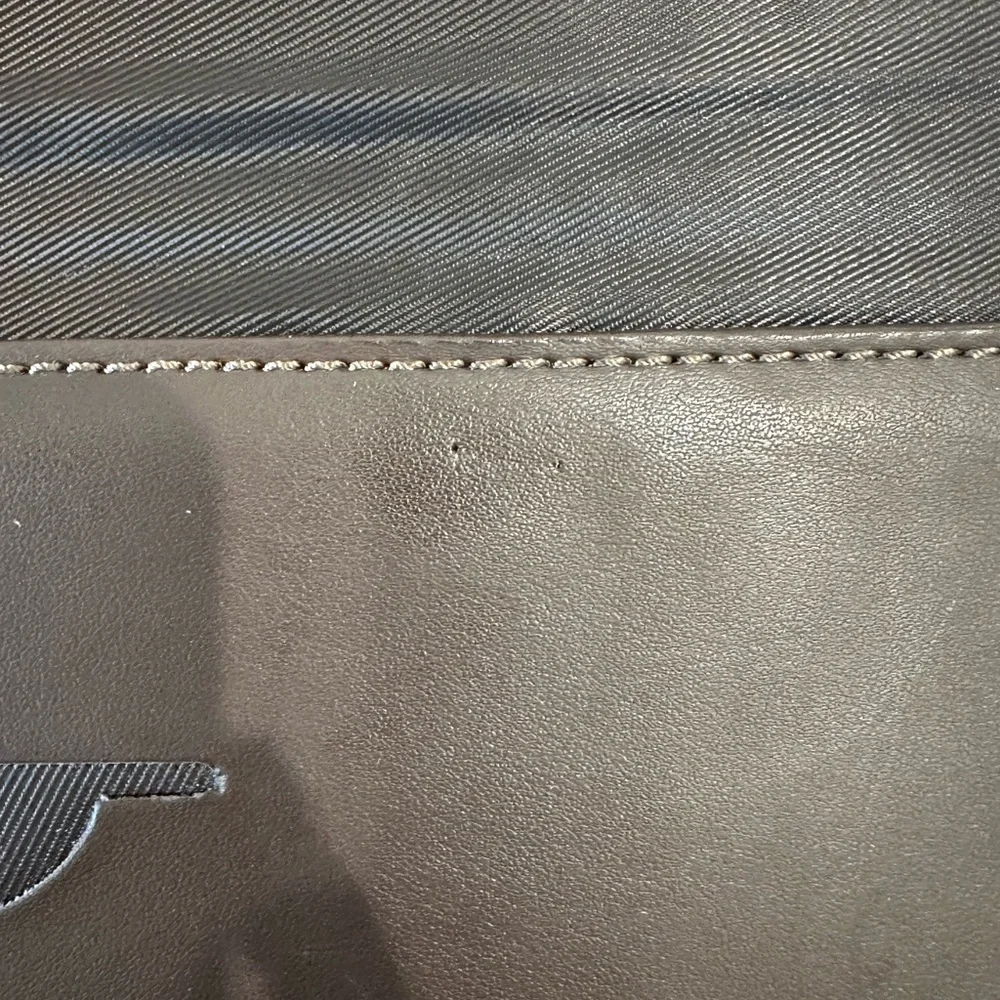 Targus Dark Brown Leather Laptop Bag